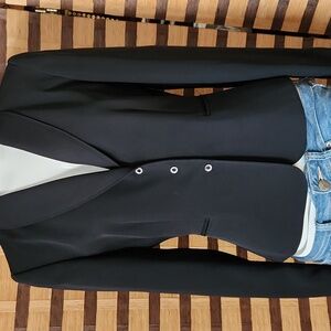 Tahari Lined Snap Blazer
